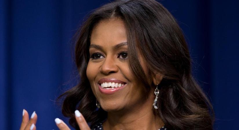 Smink nélküli fotót posztolt az 57 éves Michelle Obama, alig lehet ráismerni