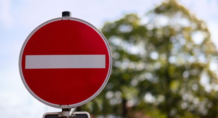 Lezárások jönnek Szolnok belvárosában – mutatjuk, hol és mikor