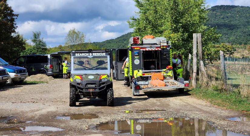 Öt napja nem találják a 27 éves nőt, aki túrázás közben tűnt el a Dunakanyarban