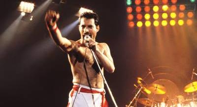 Szokatlanul személyes kiállítás nyílik Freddie Mercuryról a Magyar Zene Házában