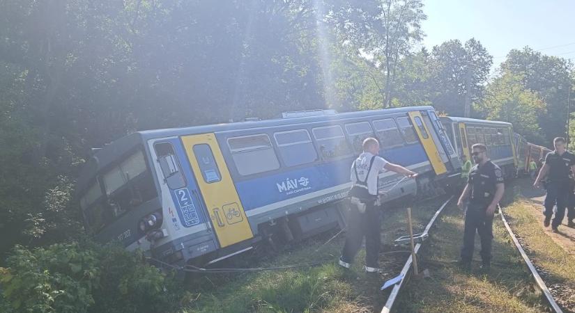 Megszólalt a MÁV-vezér a kisiklott vonatról