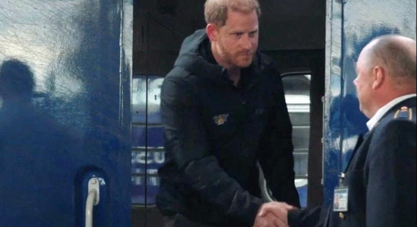 Ezért utazott ismét Ukrajnába Harry herceg