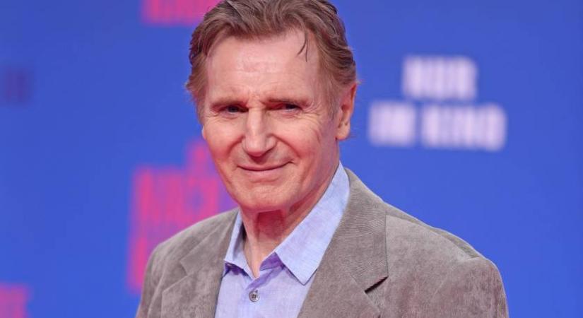 Liam Neeson 29 éves fia sármos, mint az apja: Daniel eljegyezte gyönyörű kedvesét