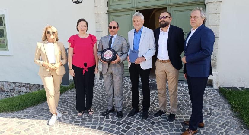 Óvári sajt, bor és pezsgőfesztivál a várban