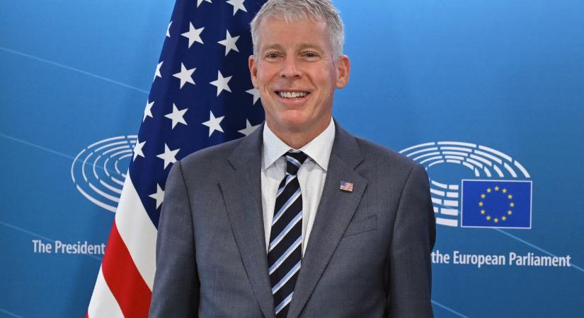 Amerika megüzente Magyarországnak, hogy le kell mondania az orosz olajról és gázról