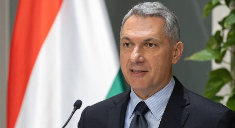 Lázár János: hazug és szemét dolog a magyarkúti baleset kapcsán általában aláásni a MÁV-val kapcsolatos közbizalmat