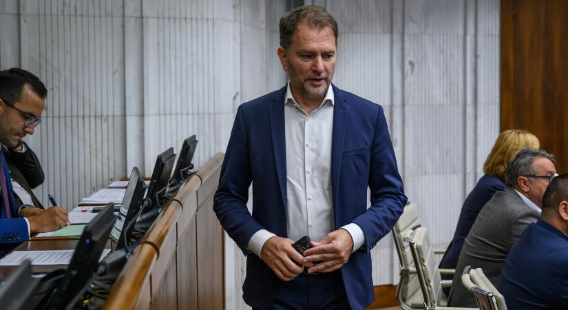 Szlovákia mozgalom: Konszolidáció van, de a kormányfő és a képviselők fizetését emelik