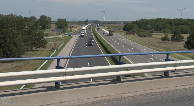 Tisztázódott: bárki vásárolhat kedvezményes autópálya-matricát!