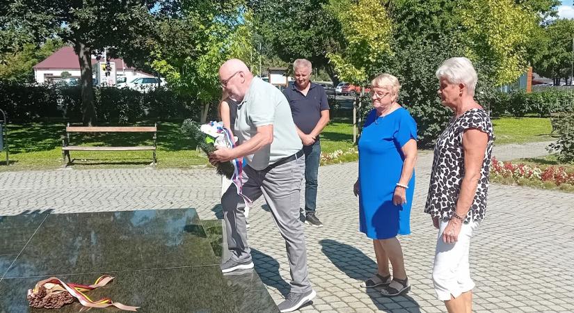 A holokausztra emlékeztek Párkányban