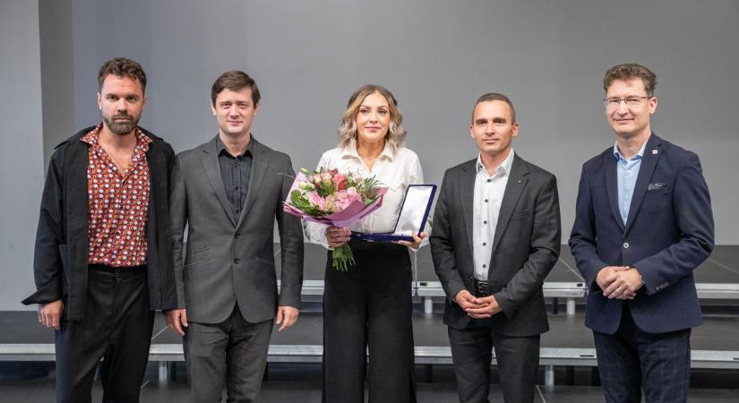 Rendhagyó módon kezdődött az ARSO tárulati ülése