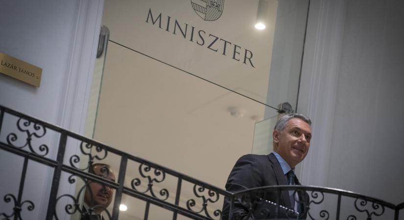 Lázár János: Hazug és szemét dolog a magyarkúti baleset miatt aláásni a MÁV-ba vetett bizalmat