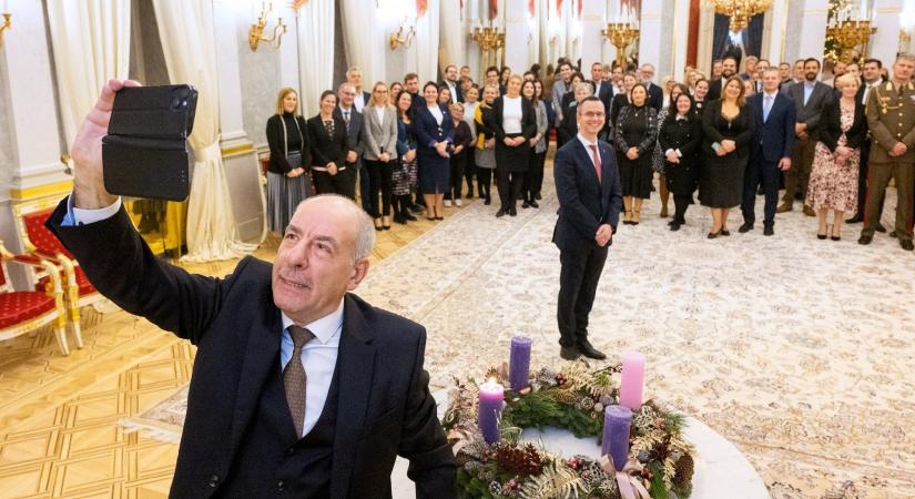 Már nem dolgozik a Sándor-palotában a köztársasági elnök kommunikációs igazgatója