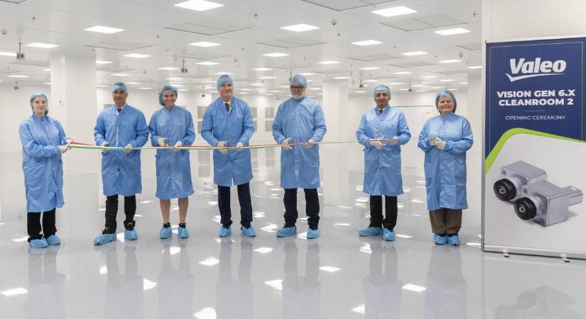 Innovációs mérföldkő: a Valeo új gyártócsarnokot avatott Veszprémben (galéria, videó)