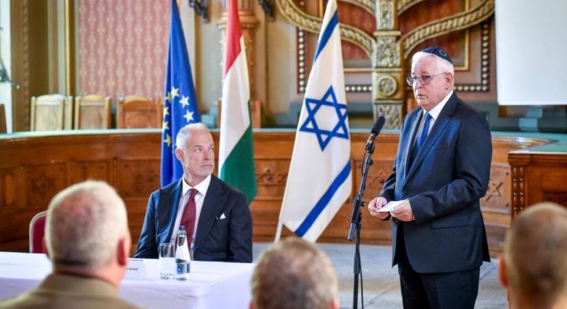 Együttműködést kötött a Mazsihisz és a honvédelmi tárca