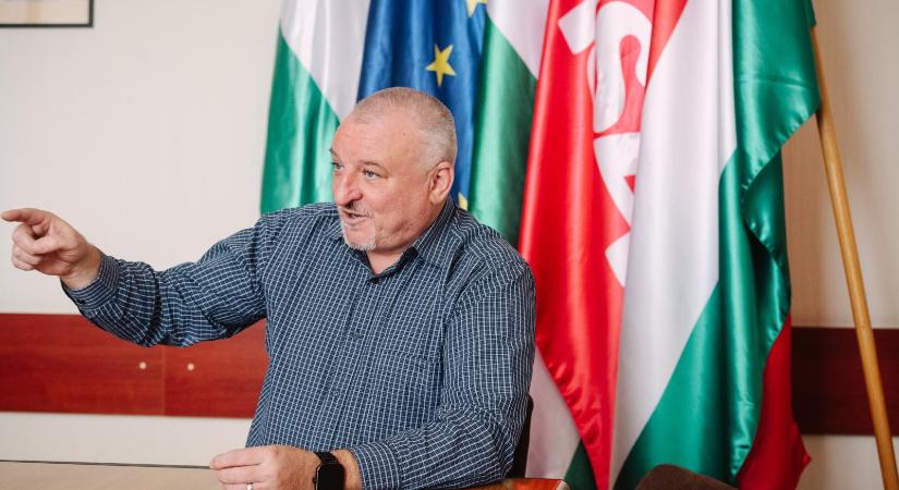 Komjáthi Imre: Ha valami olyasmi látszana, hogy egy elemi Tisza-cunami mindent elsöpör, akkor újragondolunk mindent