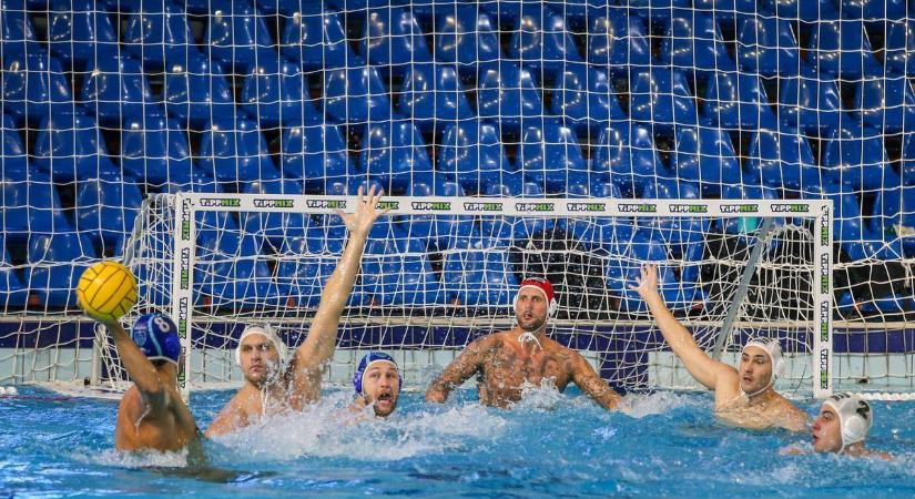 A Vasassal csatázik a szolnoki vízipólócsapat