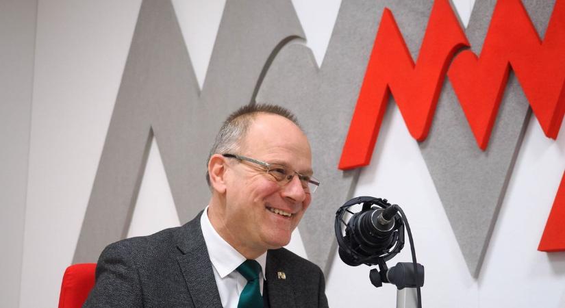Navracsics Tibor egyéni jelöltként indul 2026-ban