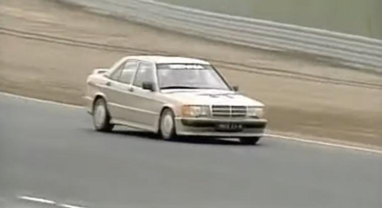 Bárki megvásárolhatja a Formula–1 legendájának az autóját, ha van elég pénze