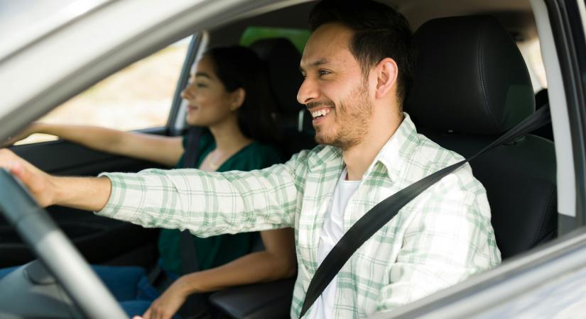 Jobban szeretsz vezetni vagy az anyósülésen ülni? Ezt árulja el a személyiségedről