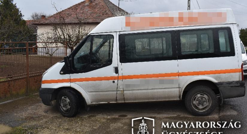 Büntetőfékezés új formáját mutatta be egy hazai autós