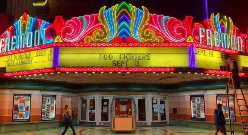 Foo Fighters: ma este titkos buli a Fremont Theaterben – jegy csak sorban állással!