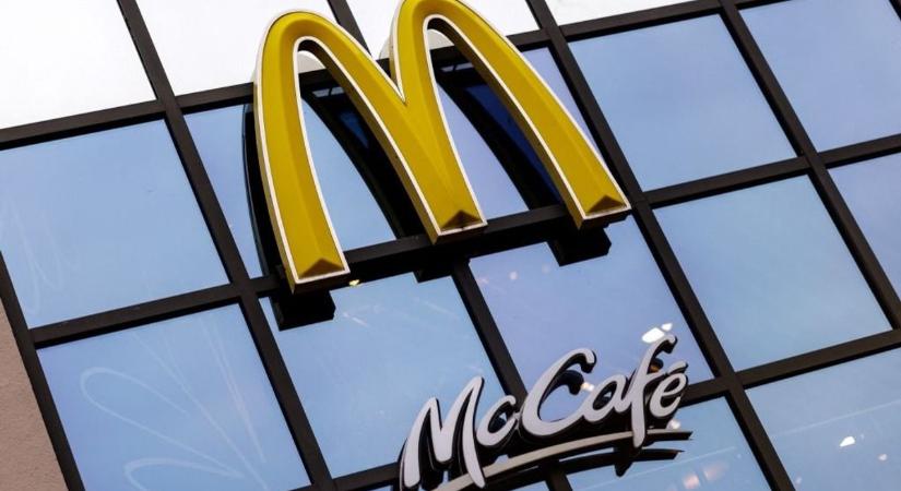 Ügyes trükk a McDonald's-nál a plázában: többe kerül az étel, mint a feltüntetett ár, kiakadtak a vásárlók – kiderült az oka, ez sokaknak nem tetszik