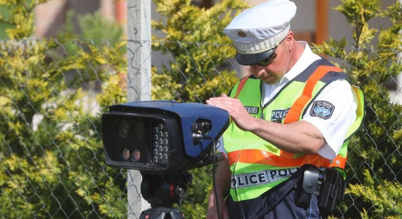 Ha már látod a traffipaxot, hiába fékezel– nem úszod meg a büntetést