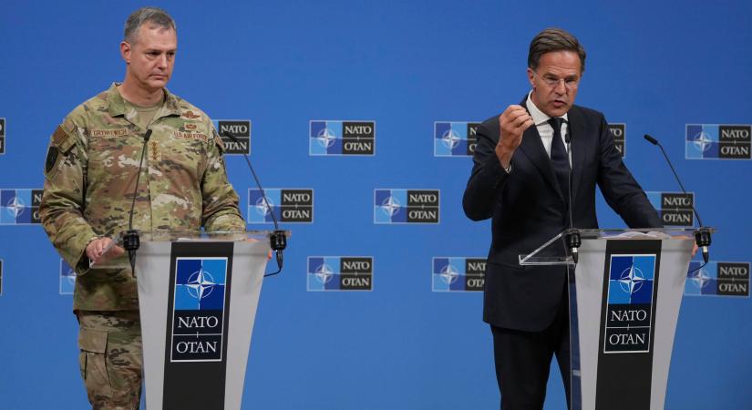 A NATO kezdeményezést indít a keleti szárny védelmének támogatására