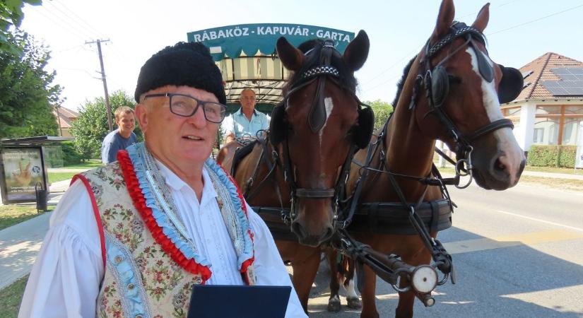 Kiss-M. Vencelt mások öröme teszi boldoggá: kitüntették a gartai gazdát