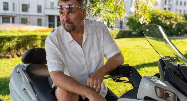 „Színésznek lenni ma Magyarországon olyan, mint a kutya vacsorája” – interjú Anger Zsolttal