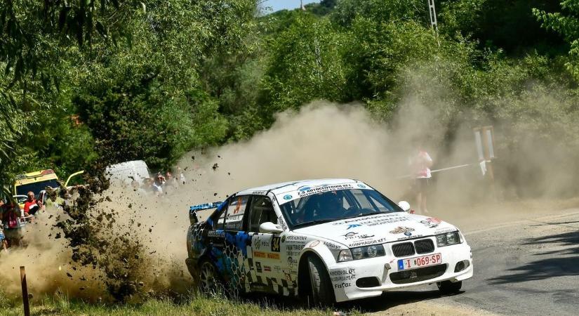 Hatalmas baleset történt a Győr Rally második szakaszán – súlyos sérültek is vannak