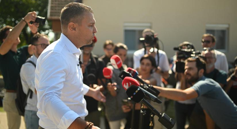 Menczer Tamás bejelentette, hogy szórólapkampányt indítanak a Tisza Párt ellen