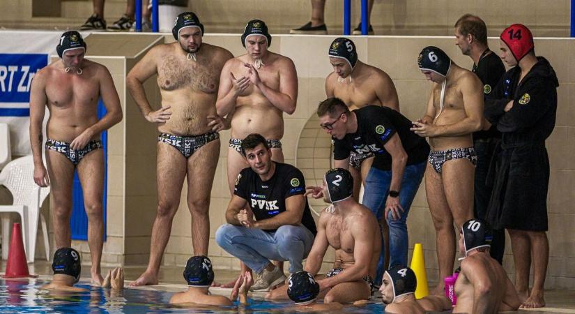 Rögtön a hullámok közé ugrottak
