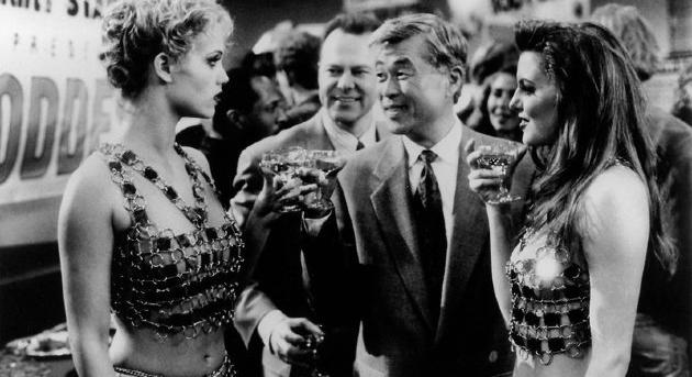 30 éve gyűlölik és szeretik Joe Eszterhas erotikus revüjét, a Showgirls-t
