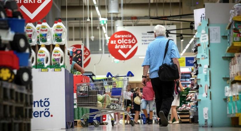 A Tesco rákontrázott a Lidl és az Aldi akciójára, nagy a harc a nyugdíjas élelmiszer-utalványokért