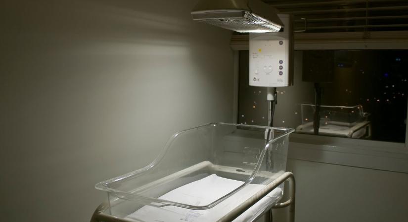 Korai gyerekhalál, családi gyász – Vekerdy Tamás örökérvényű tanácsai