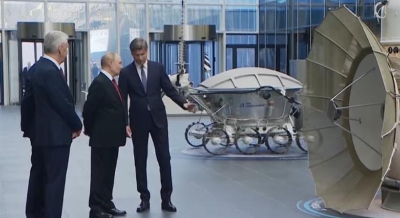Megnyílt a jövő orbitális űrállomását irányítani hivatott Nemzeti Űrközpont Moszkvában  videó