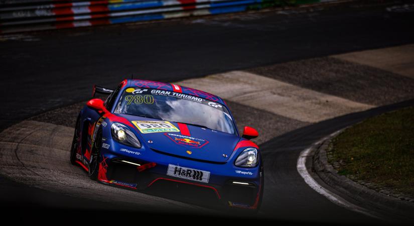 Verstappen nem teljesítette a Nordschleife-licenc minden feltételét – bizottsági döntés adhat zöld utat