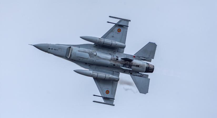 Riadóztatták a légierőt Romániában, újabb orosz drónok léptek NATO-területre