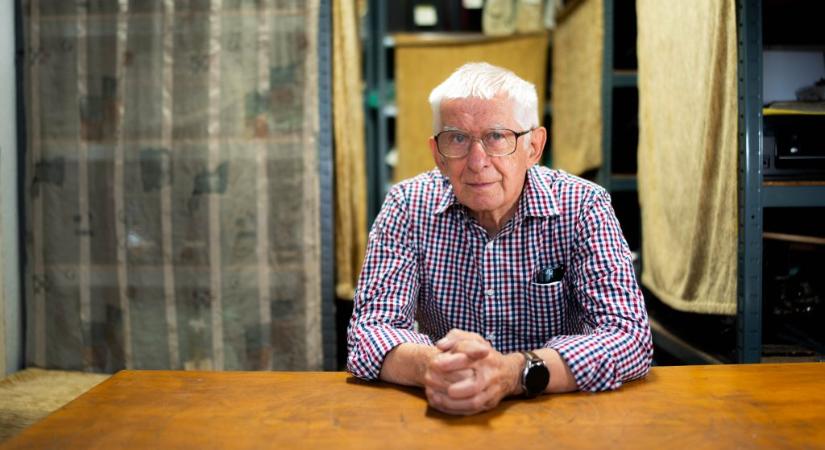 „Ha működik, az nem baj, de jól nézzen ki” – a laptopok korában is bőven van dolga az írógépszerelőnek