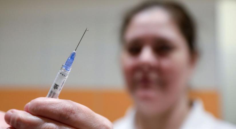 Meghosszabbított határidő: eddig igényelhető az ingyenes HPV elleni védőoltás a szabolcsi iskolákban