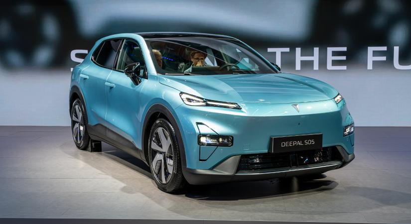 IAA 2025: Deepal S05 és S07 – a legöregebb kínai márka elég jó ajánlattal indít