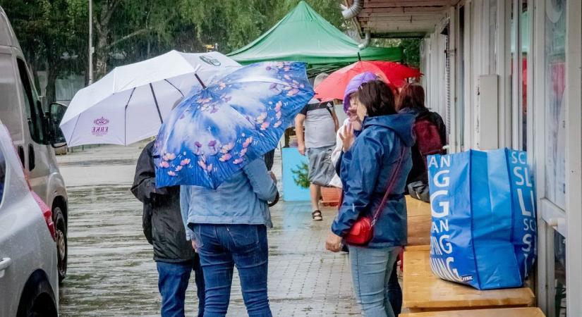 Félelmetes fotót tett közzé a meteorológia! (videók)