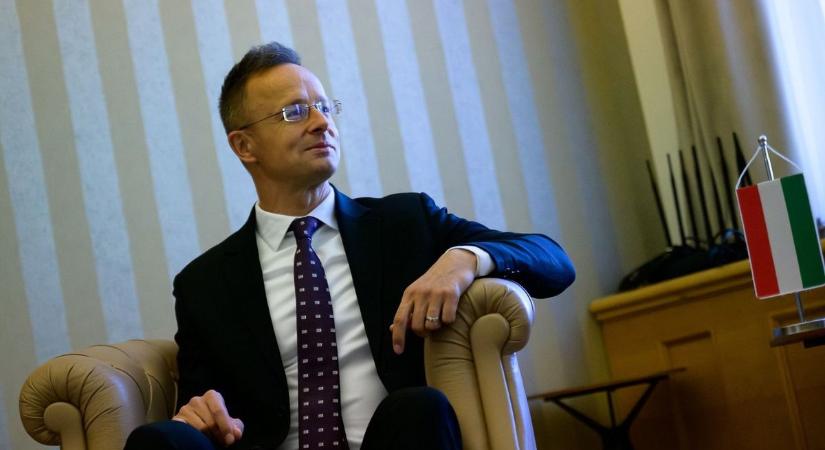 Szijjártó kimondta, mit gondol az emberöléssel vádolt 280 svédországi tini lányról