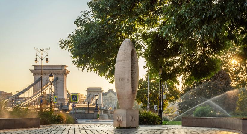 Az ország origója: a Clark Ádám tér története