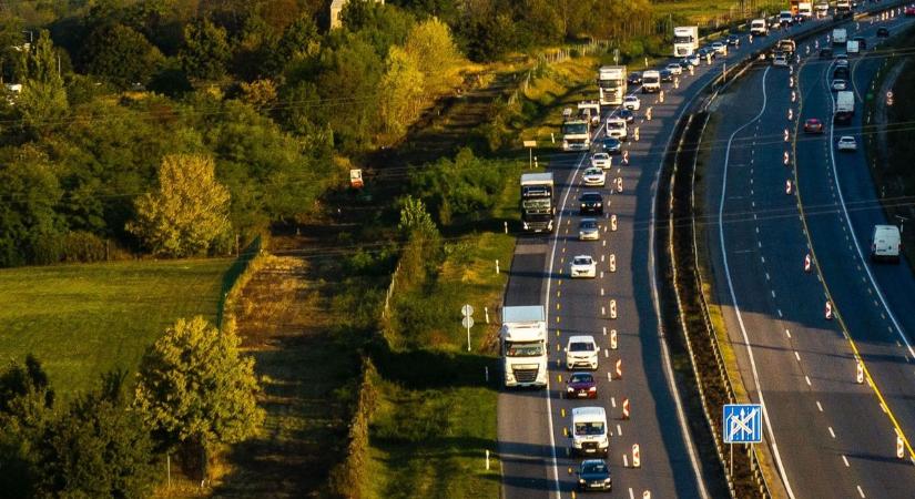 Az M1-es autópálya korlátozásai miatt még több vonattal készül a MÁV