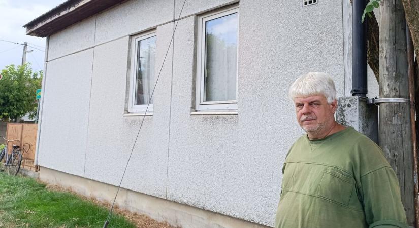Maroslelén áll az ország egyik legkisebb panelháza, ebben nem lehet eltévedni