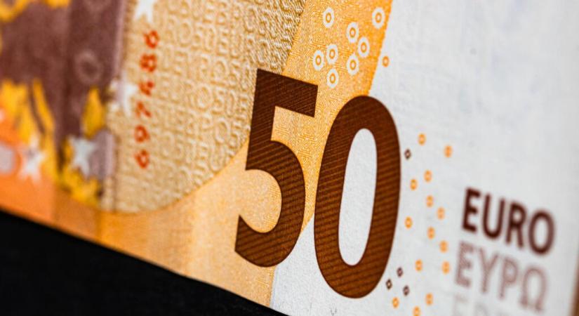 Kiakadt a házelnök, szerinte nem fizetnek ötven eurót a tüntetésen résztvevőknek