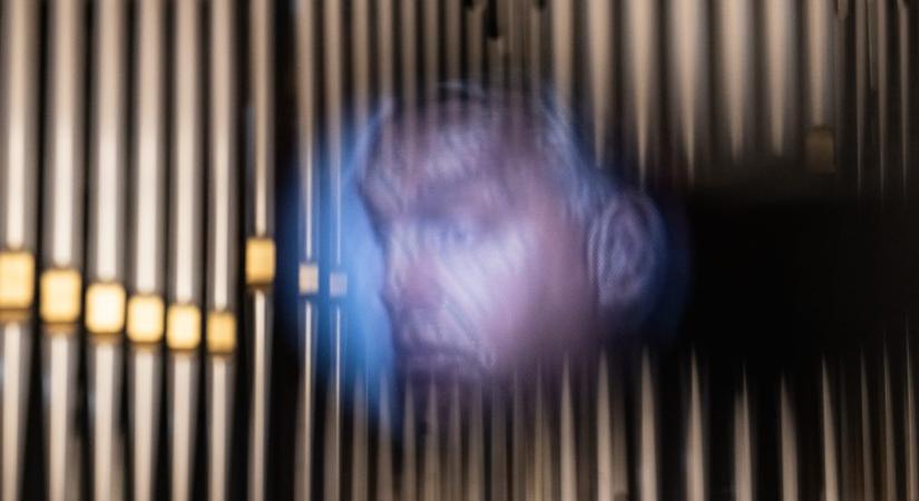 Szálasival állította párhuzamba Orbán Viktor videóját Fekete-Győr András