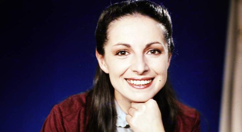 A Magyar Televízió híres bemondónője volt: 72 évesen vörösben pompázik a címlapon Endrei Judit